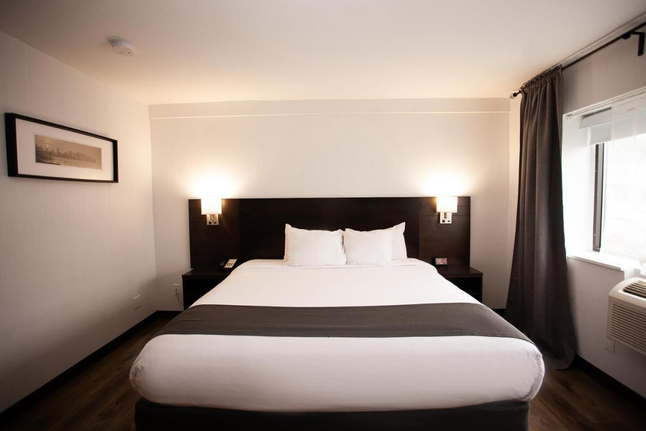 Hotel Newstar Montréal Buitenkant foto