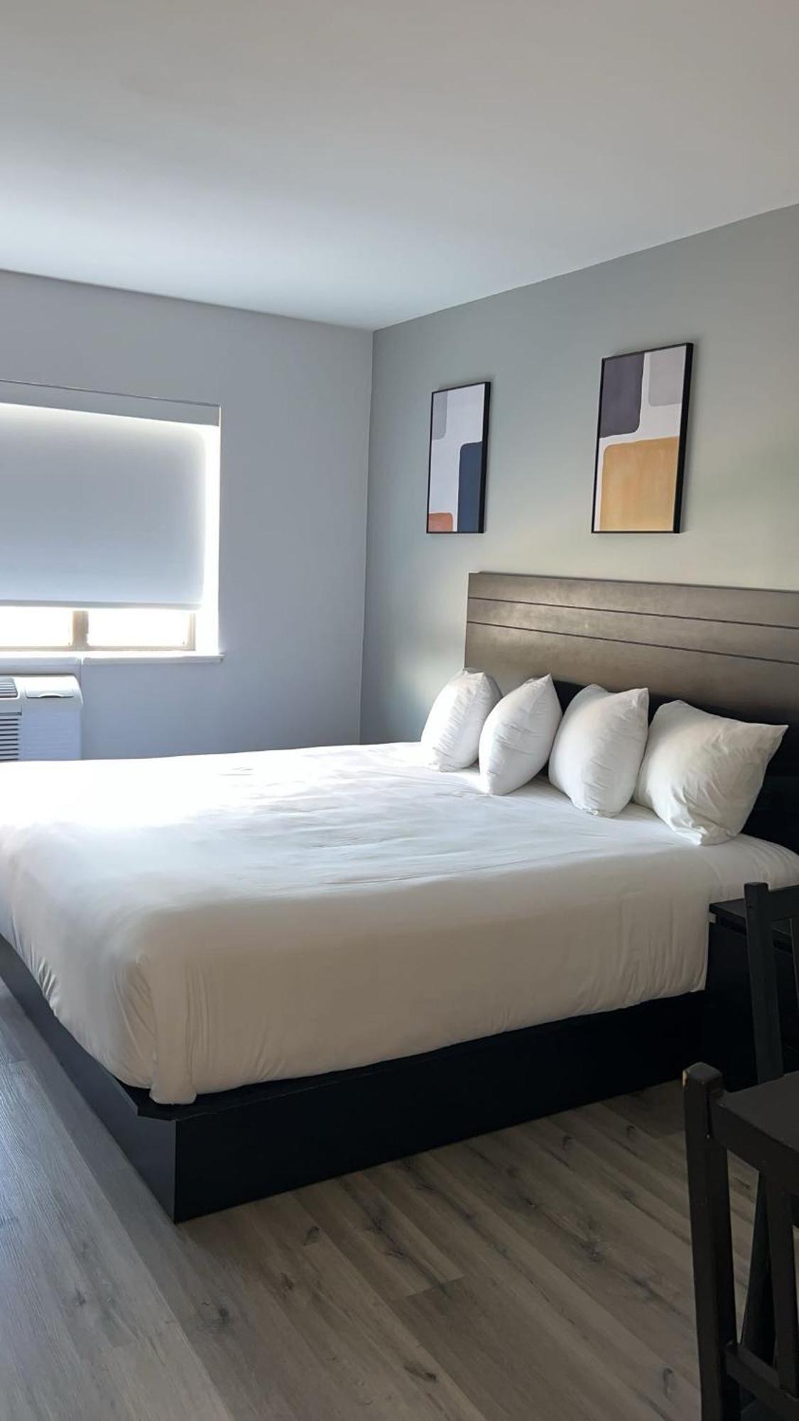 Hotel Newstar Montréal Buitenkant foto