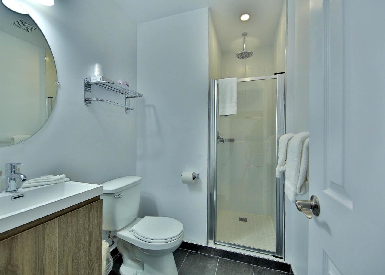 Hotel Newstar Montréal Buitenkant foto